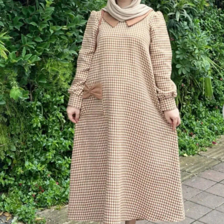 سارافون بلند پشمی طرح پیردوپیل با خرجکار مازراتی سایز بزرگ رنگ بندی متنوع