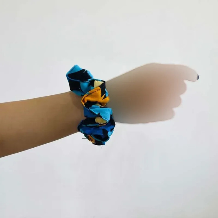 کش موی زنانه اسکرانچی ساتن