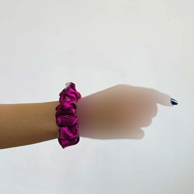 کش موی زنانه اسکرانچی ساتن