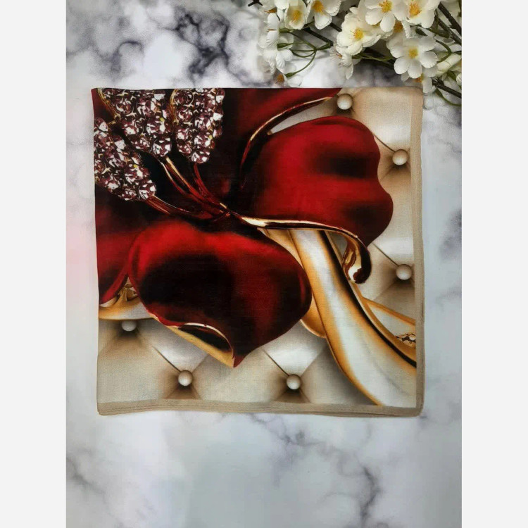 روسری نخی کاستوم طرح شقایق ابعاد 140x140 چرخ دوز