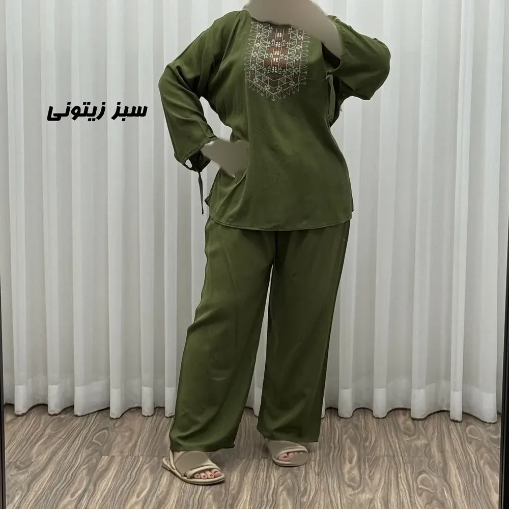 بلوز شلوار نخی مدل آیدا چاپی فری سایز مناسب تا سایز 50 شسته شده بدون آبرفت و رنگ رفت کمربند دار چهار فصل